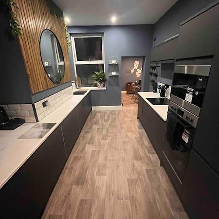 Modern 5 Bedroom Terraced Luxurious House Colwyn Bay Luaran gambar