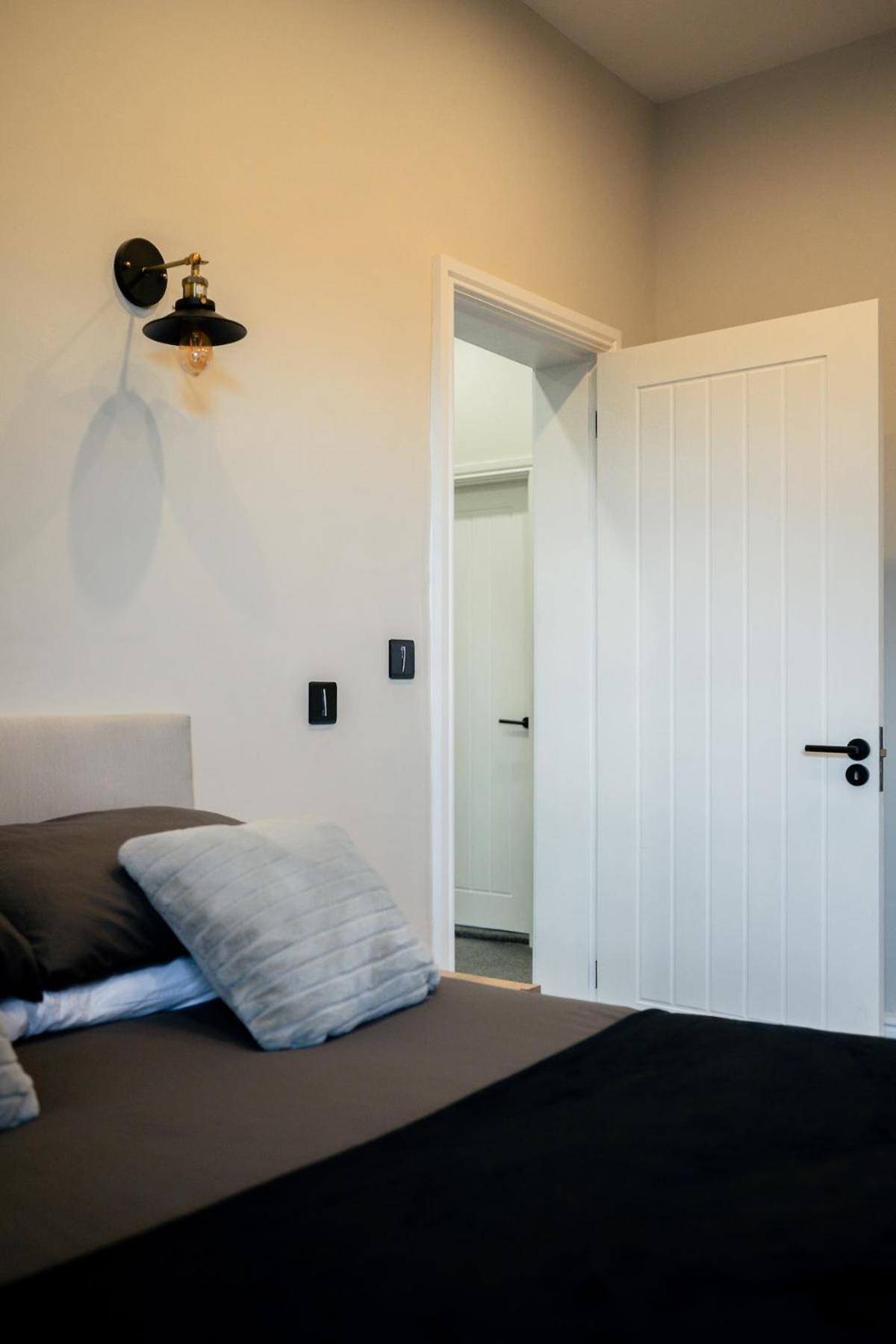 Modern 5 Bedroom Terraced Luxurious House Colwyn Bay Luaran gambar