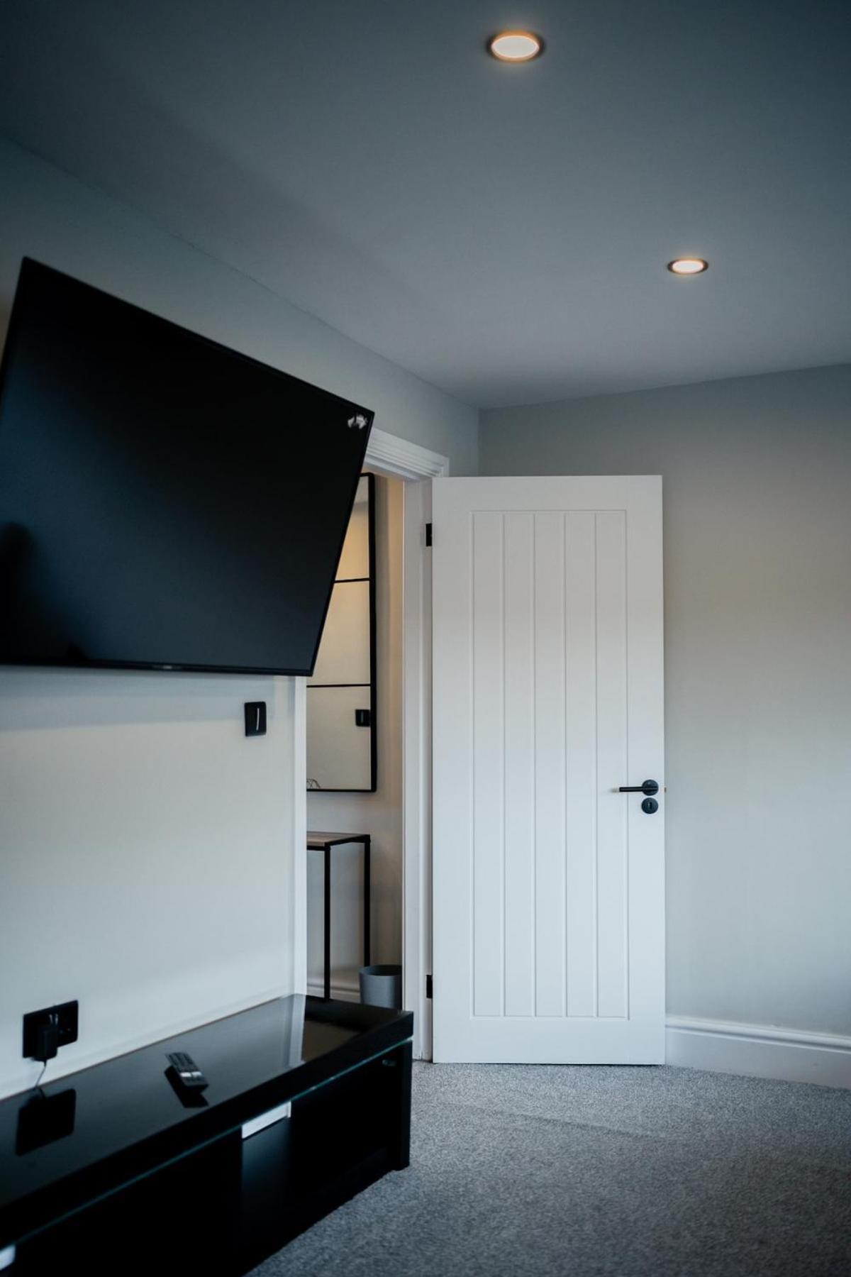 Modern 5 Bedroom Terraced Luxurious House Colwyn Bay Luaran gambar