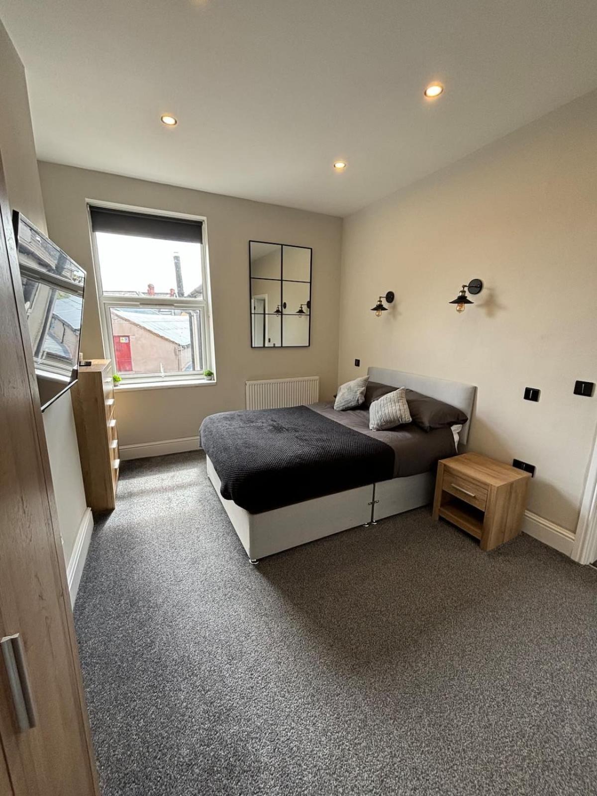 Modern 5 Bedroom Terraced Luxurious House Colwyn Bay Luaran gambar